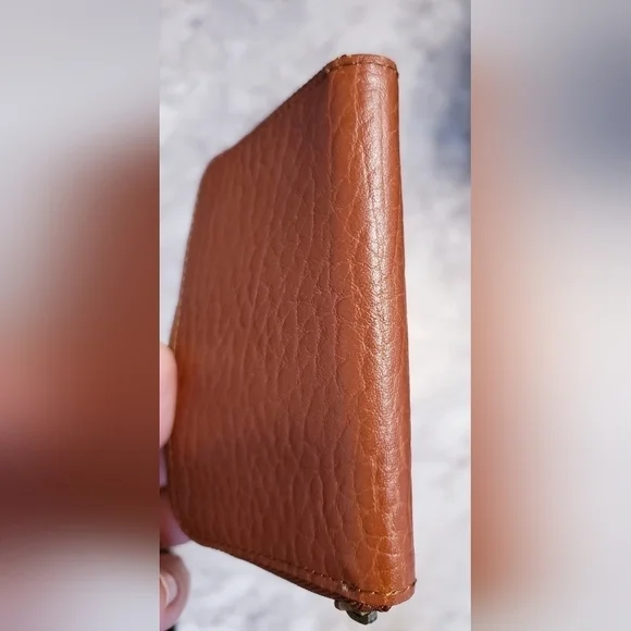 Authentic Burberry Unisex Leather Zippered Coin Pouch / Wallet - Picture 7 of 8